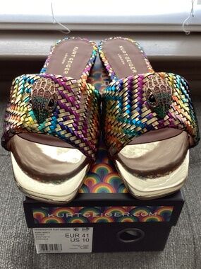 Kurt Geiger London Kensington Slide Sandal, size US10/EU41
